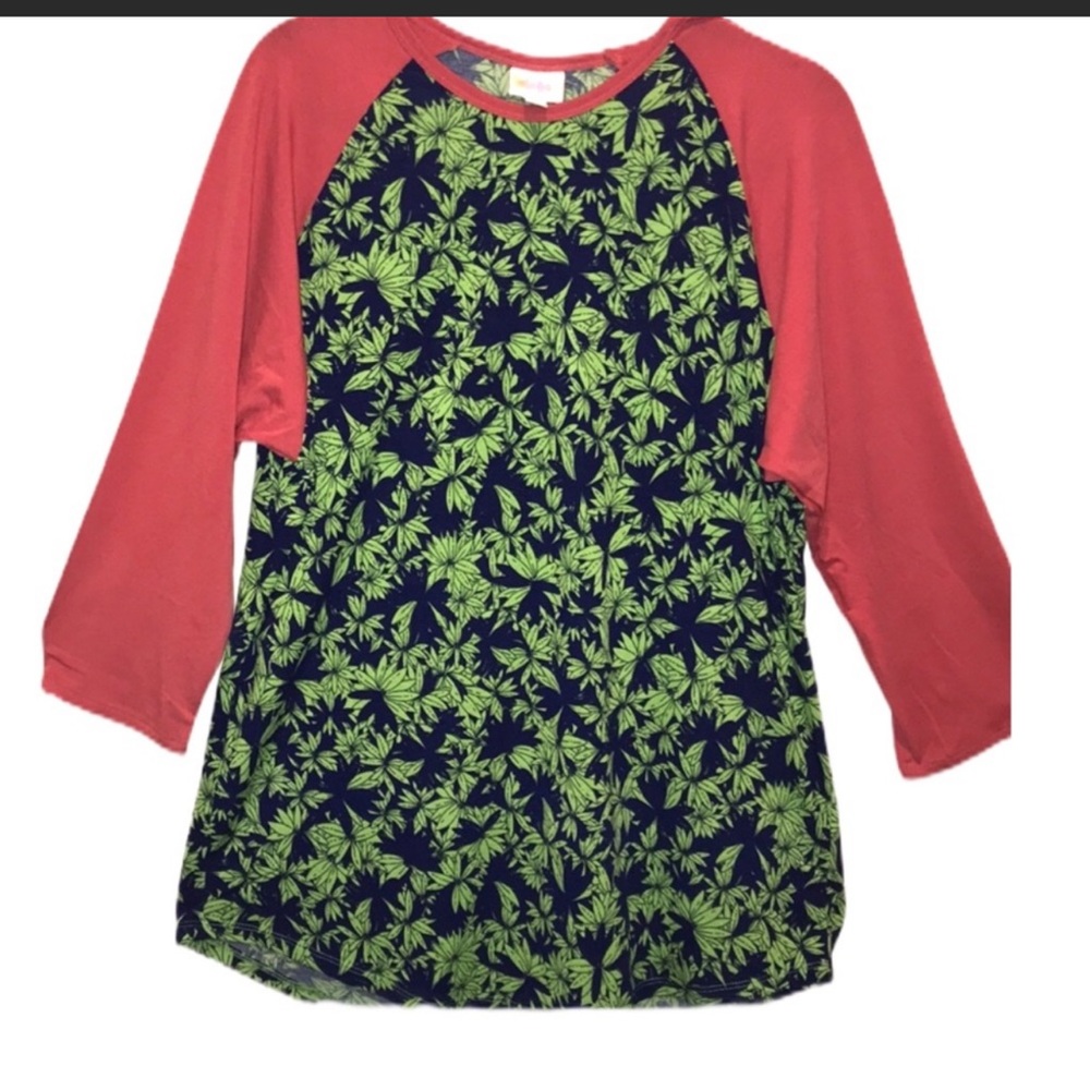 LuLaRoe Randy baseball Tee size 2X